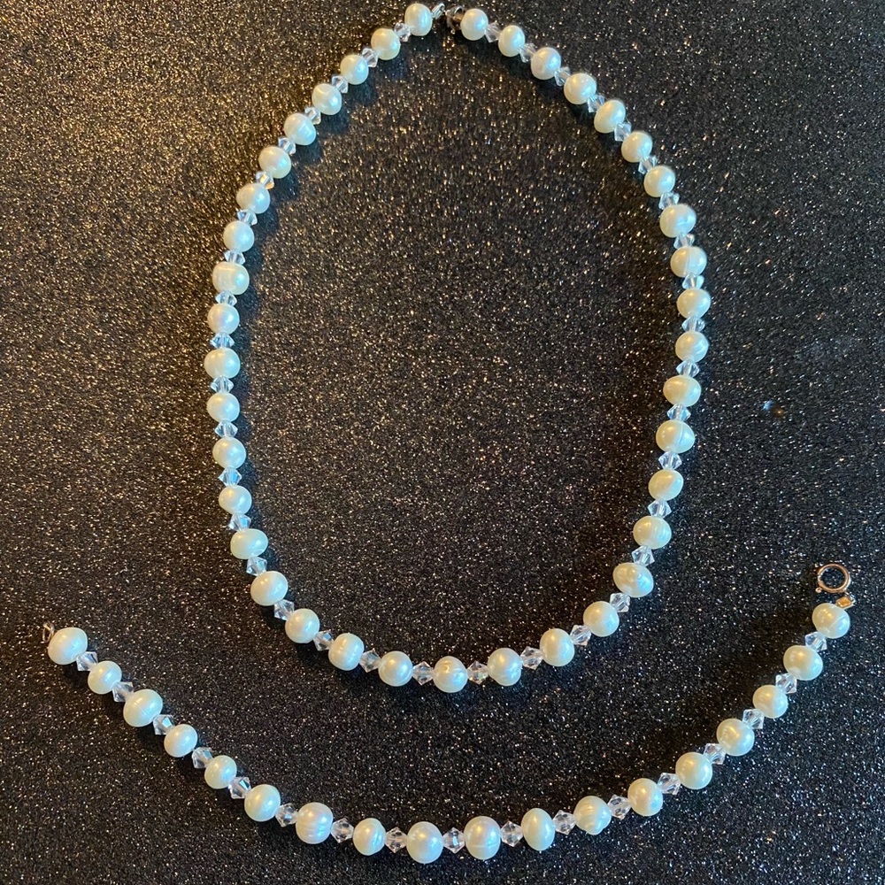 Necklace/bracelet set